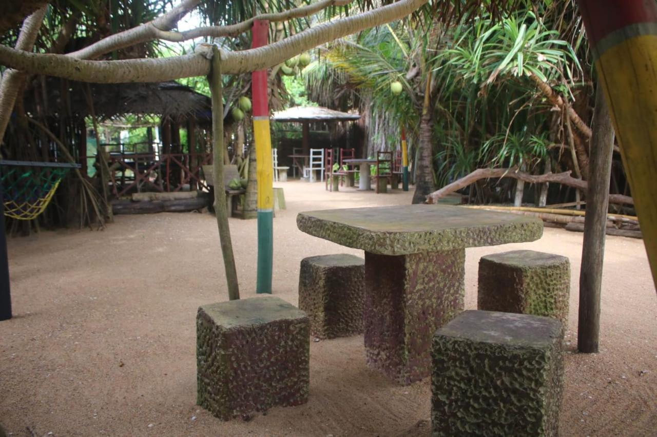 Happy Cocos Beach House Waskaduwa Luaran gambar